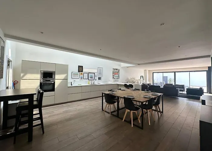 La Conserverie, Espace Et Modernite