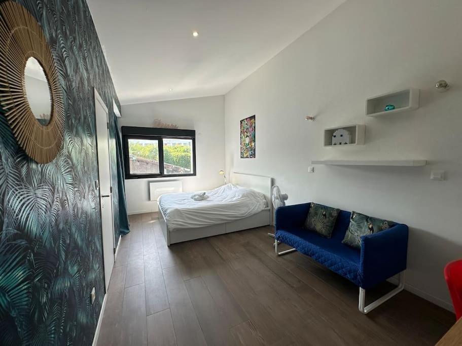 Villa La Conserverie, Espace Et Modernite Reims