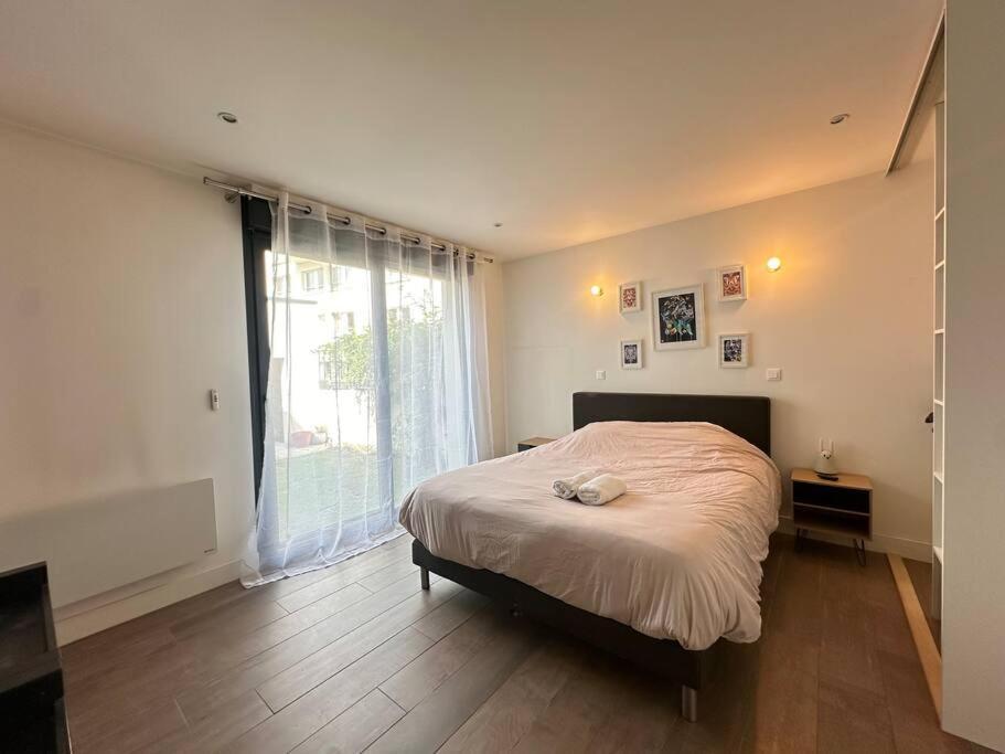 Villa La Conserverie, Espace Et Modernite Reims